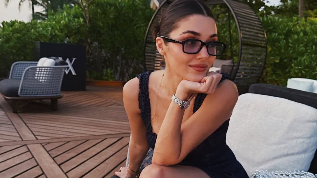 Hande Erçel ve Hakan Sabancı’nın Maldivler tatili